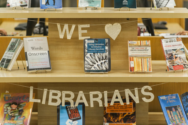 We Love Librarians 768x511 